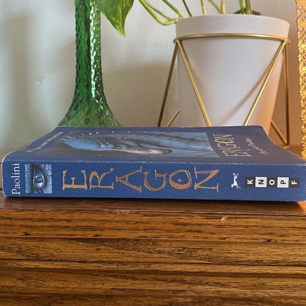 Eragon Paperback Book in Great Condition - Picture 3 of 4